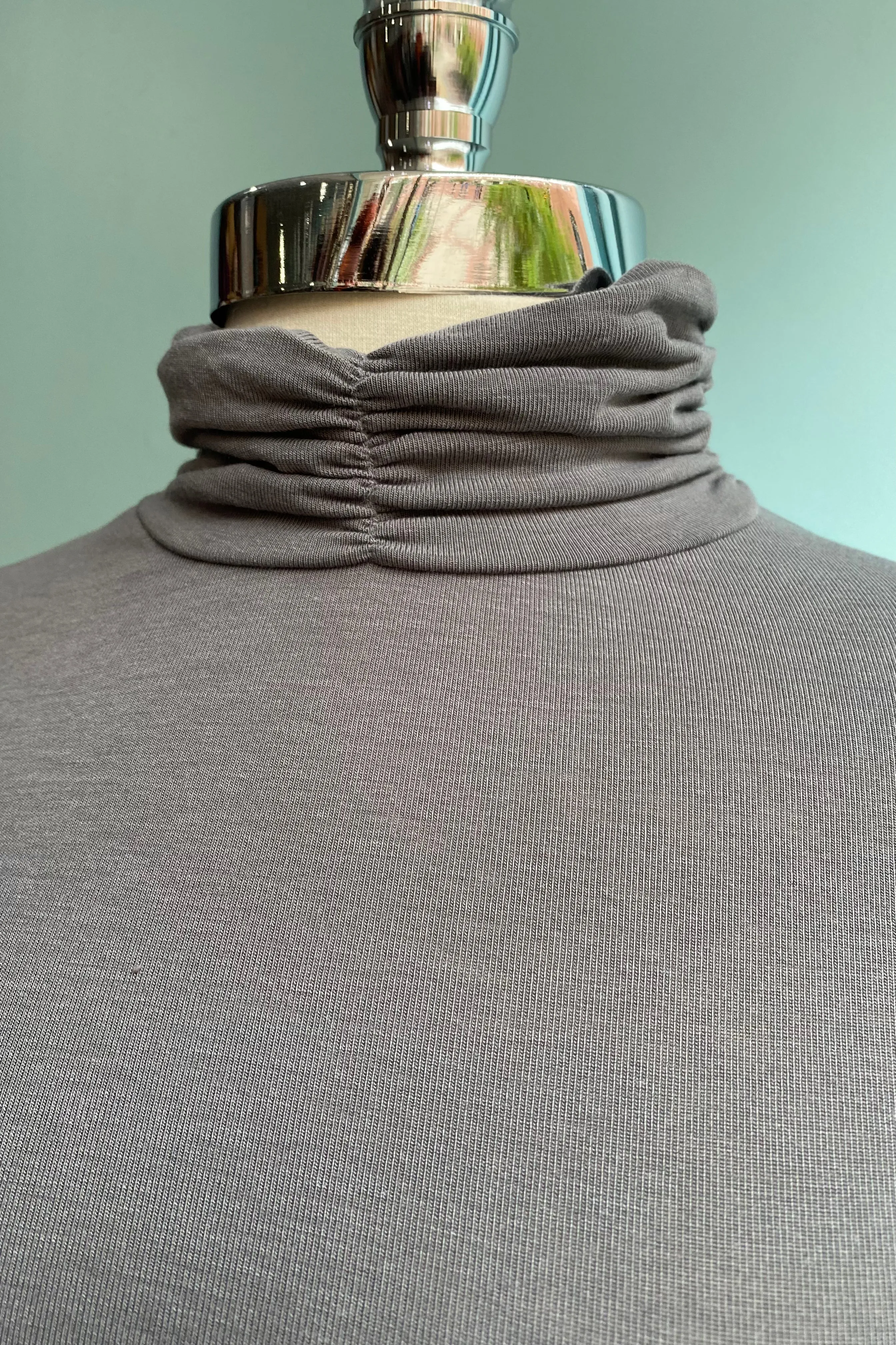 Grey Balloon Sleeve Turtleneck Top by Compania Fantastica