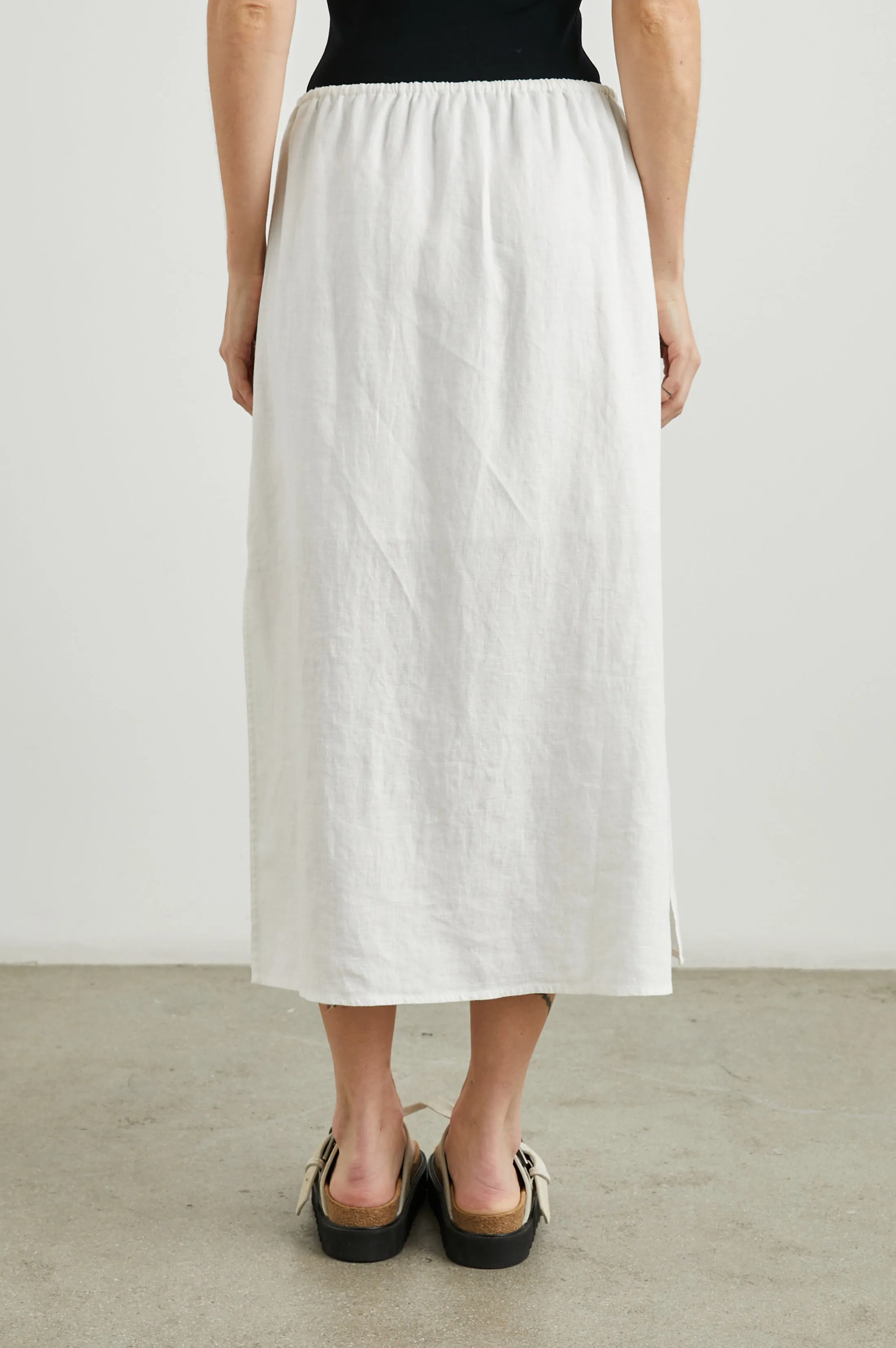 MONET SKIRT - WHITE