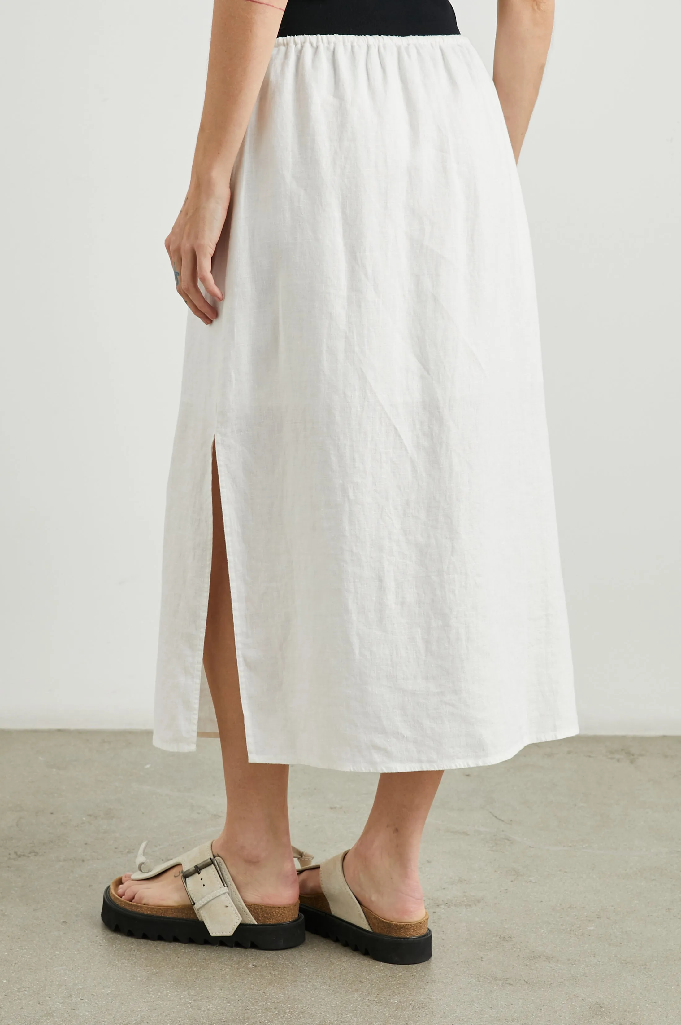 MONET SKIRT - WHITE